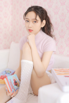 《漂亮的女邻居5》在线观看
